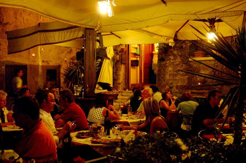 Affittacamere La Magica Torre Pitigliano Kültér fotó